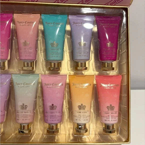 Juicy Couture 12 Pack Hand Lotion Set - Picture 4 of 6
